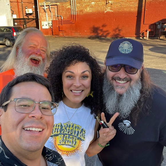 Meet your Posher, Daniel - Picture 9 of 10